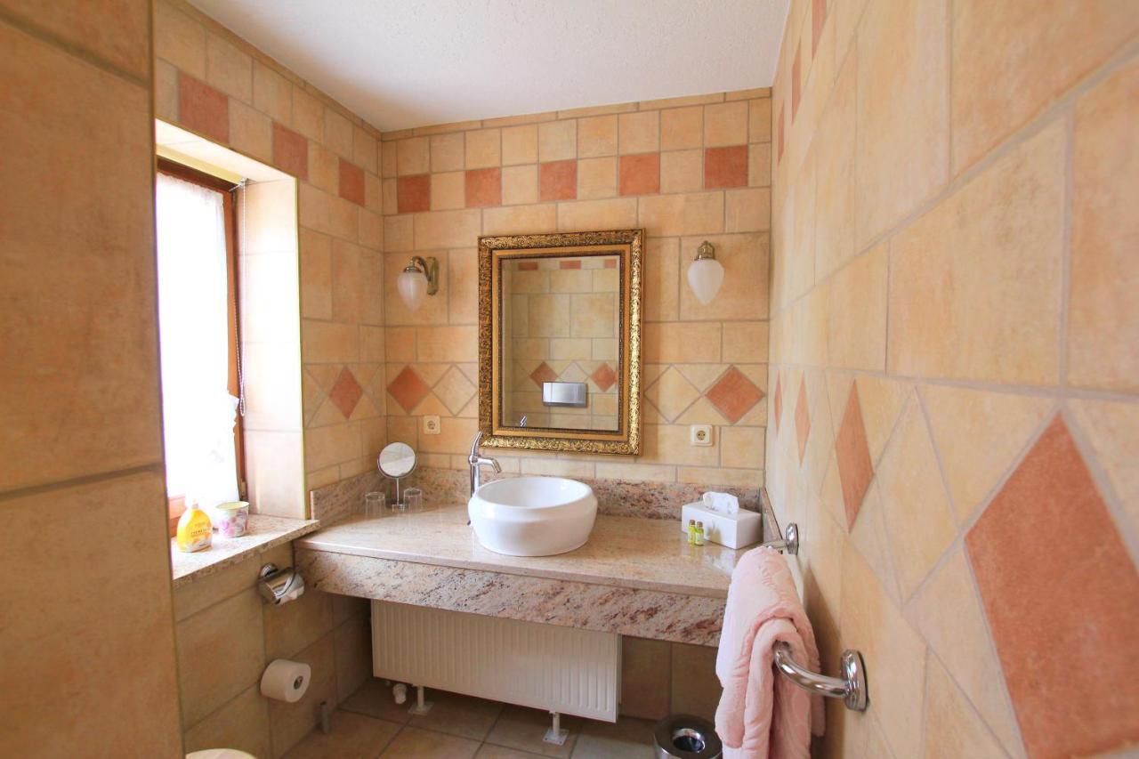 Landhaus Hotel Romantik Gotha Luaran gambar